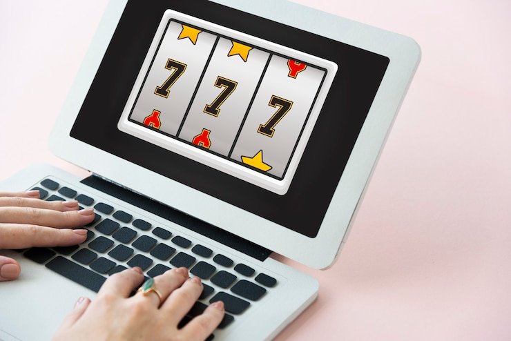 Privasi dan keamanan akun pengguna platform